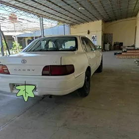 Toyota Camry 1996