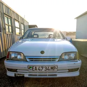 Opel Omega 1992