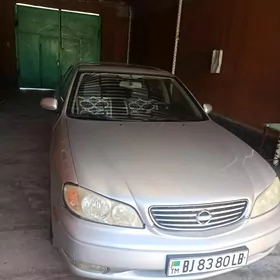 Infiniti I30 2000