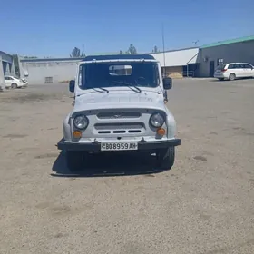 UAZ 469 1999