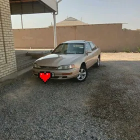 Toyota Camry 1993