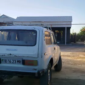 Lada Niva 1985