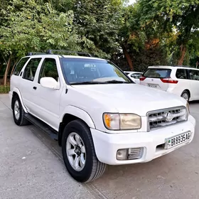 Nissan Pathfinder 2001