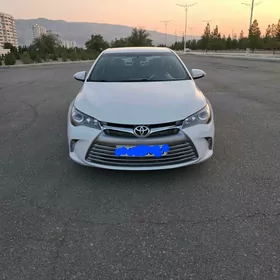 Toyota Camry 2015