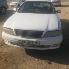 Nissan Cefiro 1994