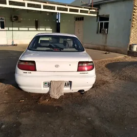 Toyota Carina 1995