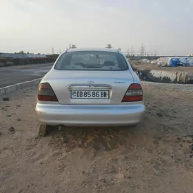 Daewoo Aveo 2001