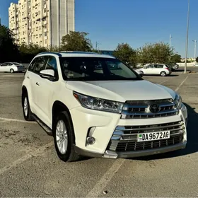 Toyota Highlander 2017