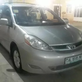 Toyota Sienna 2009