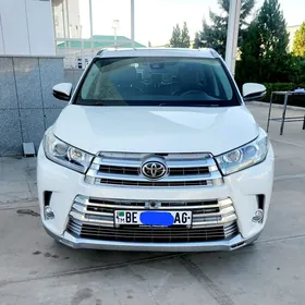 Toyota Highlander 2018