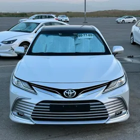 Toyota Camry 2023