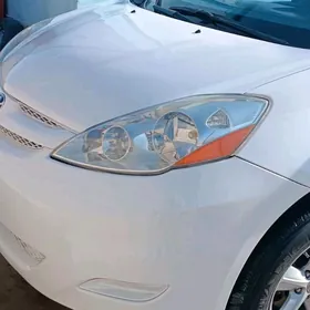 Toyota Sienna 2007