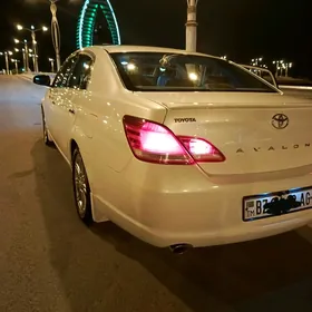 Toyota Avalon 2005