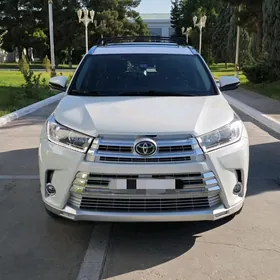 Toyota Highlander 2019