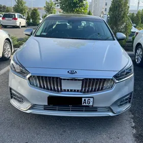 Kia Cadenza 2017