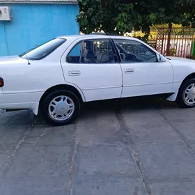 Toyota Camry 1996