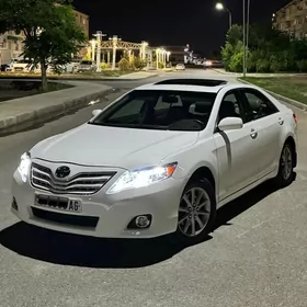 Toyota Camry 2010