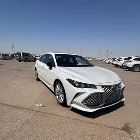 Toyota Avalon 2019