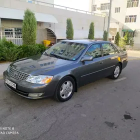 Toyota Avalon 2003