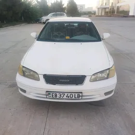 Toyota Camry 1999