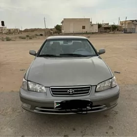 Toyota Camry 2000