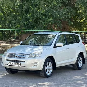 Toyota RAV4 2011