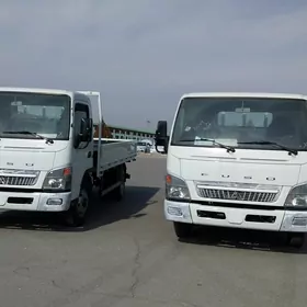 Mitsubishi Canter 2023