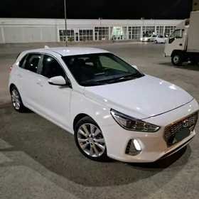 Hyundai Elantra 2019