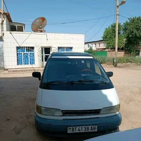 Toyota Previa 1993