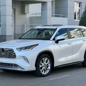 Toyota Highlander 2020