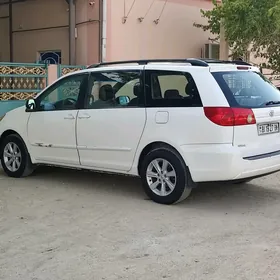 Toyota Sienna 2008