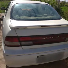 Nissan Maxima 1998