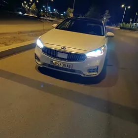 Kia Cadenza 2018