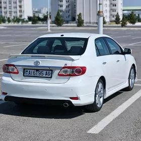 Toyota Corolla 2013