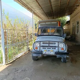 UAZ 469 1989