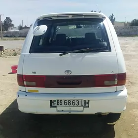 Toyota Previa 1993