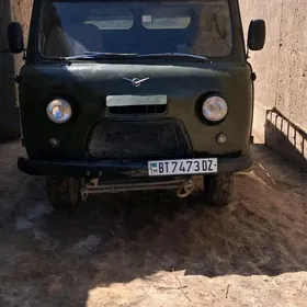 UAZ Profi 1986