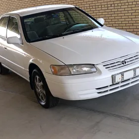 Toyota Camry 1999