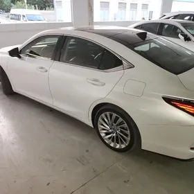 Lexus ES 350 2019