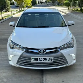 Toyota Camry 2017