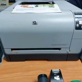 HP Color LaserJet CP1515n