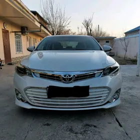 Toyota Avalon 2013