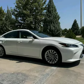 Lexus ES 350 2023