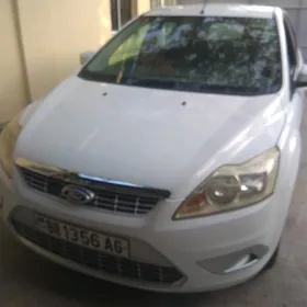 Ford Focus 2010