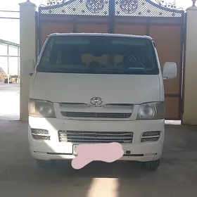 Toyota Hiace 2005