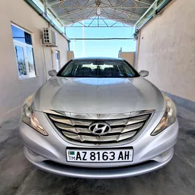 Hyundai Sonata 2011