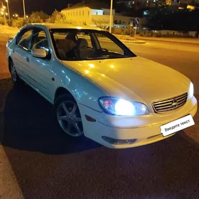 Nissan Maxima 2000