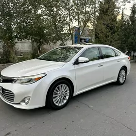 Toyota Avalon 2013