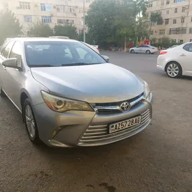 Toyota Camry 2016