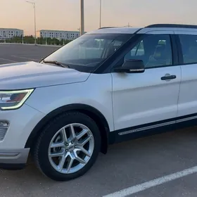 Ford Explorer 2019